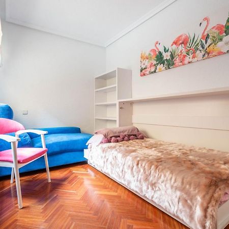 Bonita Habitacion Con Balcon Villaviciosa de Odon Ngoại thất bức ảnh