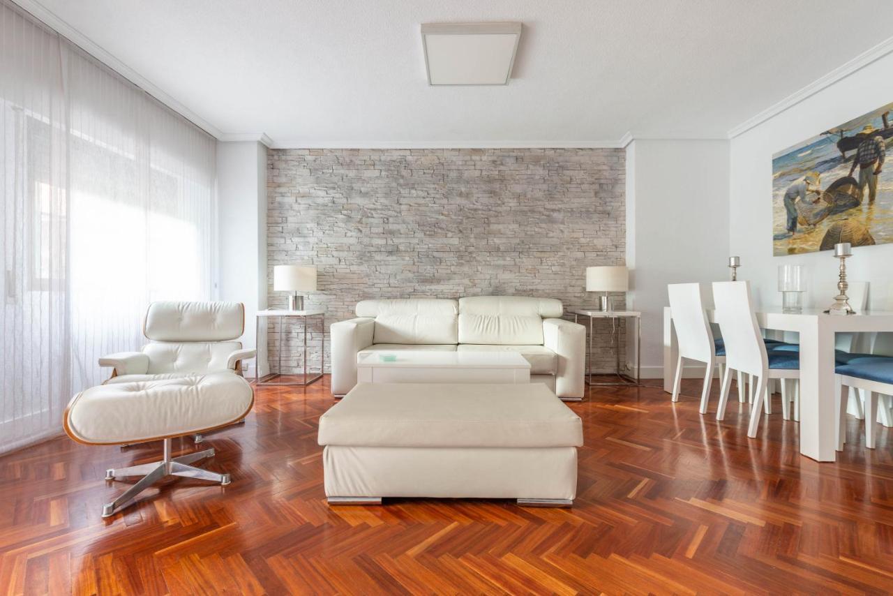 Bonita Habitacion Con Balcon Villaviciosa de Odon Ngoại thất bức ảnh