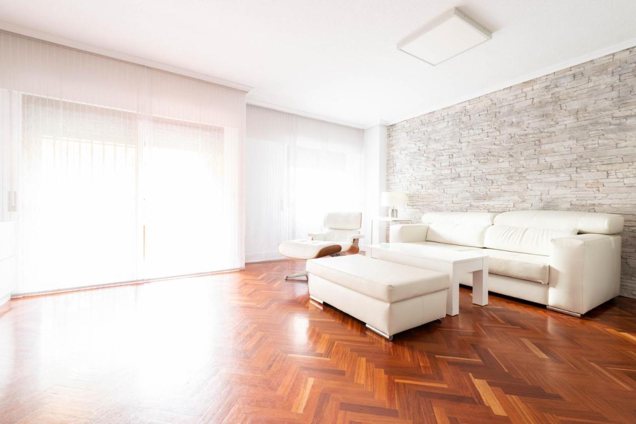 Bonita Habitacion Con Balcon Villaviciosa de Odon Ngoại thất bức ảnh
