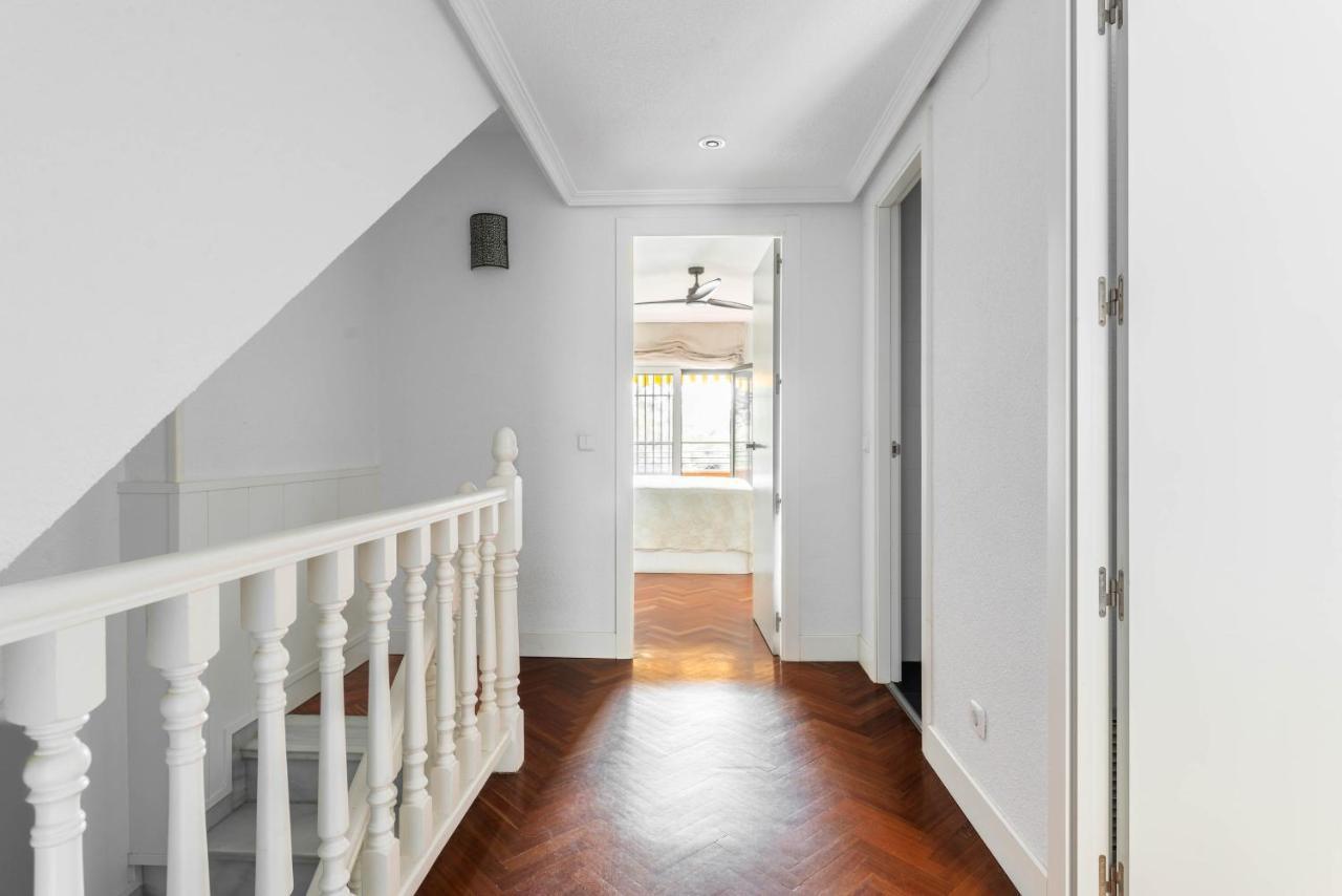 Bonita Habitacion Con Balcon Villaviciosa de Odon Ngoại thất bức ảnh
