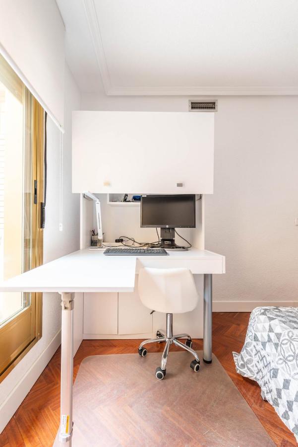 Bonita Habitacion Con Balcon Villaviciosa de Odon Ngoại thất bức ảnh
