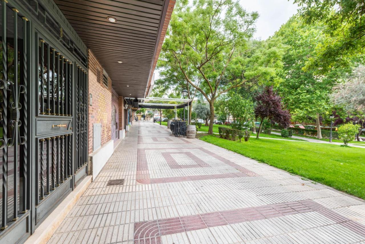 Bonita Habitacion Con Balcon Villaviciosa de Odon Ngoại thất bức ảnh